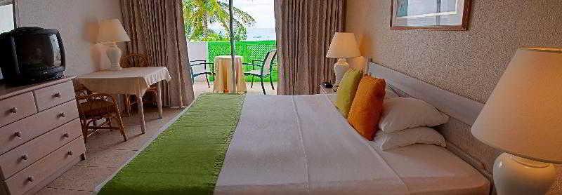 Tropical Sunset Beach Apartment Hotel Saint James Kültér fotó